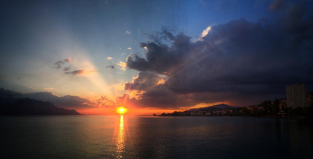 Hotel Splendid Montreux Ruang foto