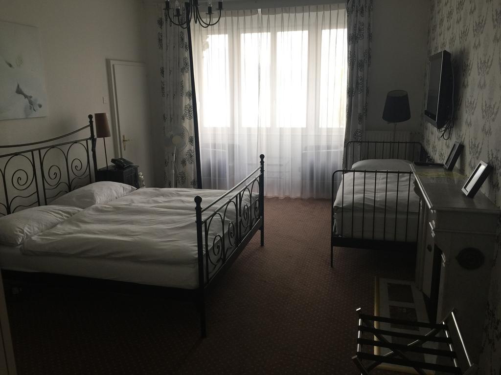 Hotel Splendid Montreux Bagian luar foto